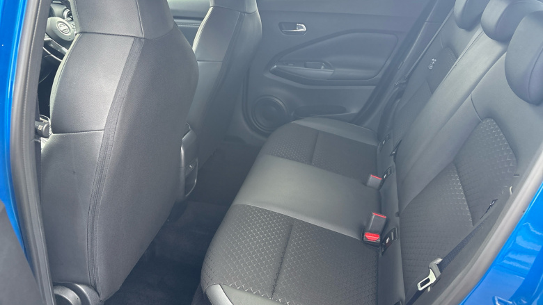 Nissan Juke 1.6 Hybrid N-Connecta 5dr Auto Hybrid Hatchback